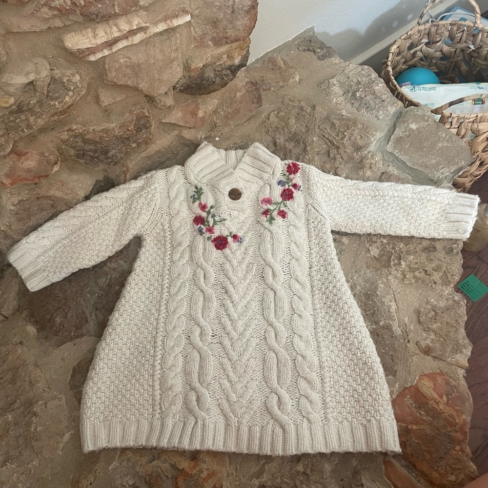 Hanna Andersson toddler sweater dress! Cableknit with floral embroidery